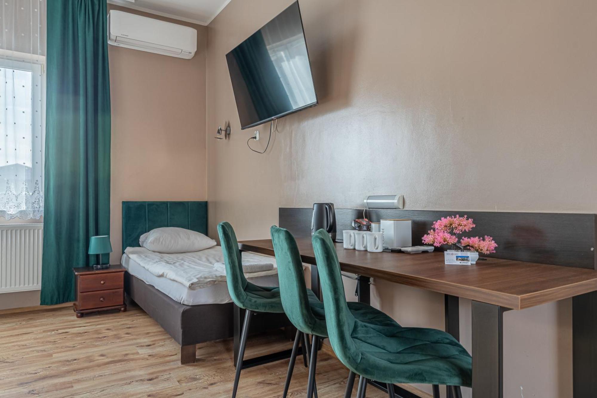 Motel "Plomyk" Kunowice Exterior foto